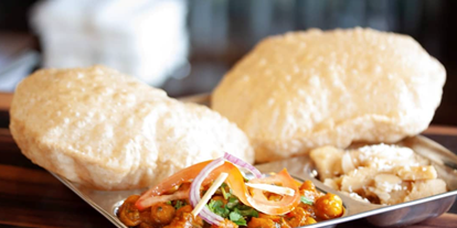 vegetarisch vegan essen gehen - Preisniveau: Standard Küche - Bhatura Chana - Trimurti