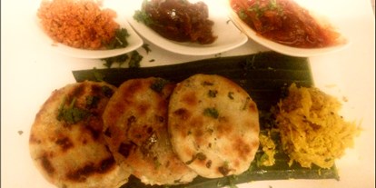 vegetarisch vegan essen gehen - Art der Küche: srilankisch - Roti mit Mundwassernden Sambols (Vegan) - Breitengrad