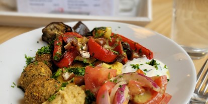 vegetarisch vegan essen gehen - Art der Küche: griechisch - Sauerland - CaféBistro Mundial