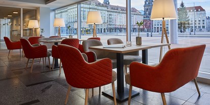 vegetarisch vegan essen gehen - Preisniveau: Standard Küche - Dresden Unteres Hecht - Palastecke - Restaurant & Café im Kulturpalast