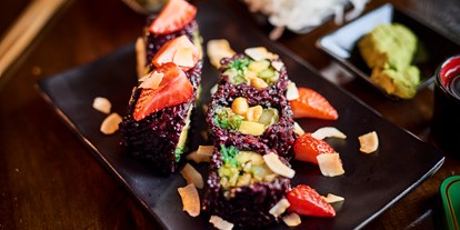 vegetarisch vegan essen gehen - Catering - Black Roll Veggie  - raw like sushi & more
