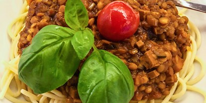 vegetarisch vegan essen gehen - Art der Küche: mediterran - PLZ 82256 (Deutschland) - Vegane Spaghetti Bolognese - parkcafè
