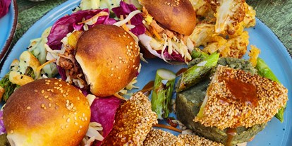 vegetarisch vegan essen gehen - zum Mitnehmen - Egelsbach - Mini Burger mit Pulled Jack  - Paletti - Genussbar