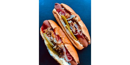 vegetarisch vegan essen gehen - Tageszeiten: Brunch - München - Unsere veganen Hotdogs sind besser als jedes Schwedische Möbelhaus-Erlebnis! - Hope Fresh
