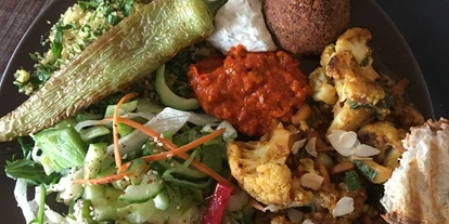 vegetarisch vegan essen gehen - Preisniveau: Gehobene Küche - Moers - Café Kasbar