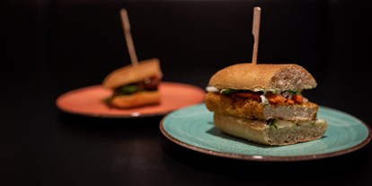 vegetarisch vegan essen gehen - Catering - Banh Mi Chay mit Tofu Katsu Patty - neufneuf Bühnen Bistro