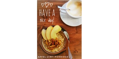 vegetarisch vegan essen gehen - zum Mitnehmen - Oberhaching - Guter Start in den Tag mit unserem Apfel-Zimt-Porridge - Rosinante