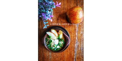 vegetarisch vegan essen gehen - Art der Küche: spanisch - Oberbayern - Wochenspecial: Linsen-Apfel-Suppe - Rosinante