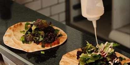 vegetarisch vegan essen gehen - Anlass: Gruppen - Deutschland - Wrap - Café zur Krummbeere