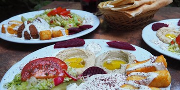 vegetarisch vegan essen gehen - Art der Küche: arabisch - Unser vegetarischer Haloumi-Teller  - Orient Restaurant Der Express