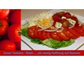 vegetarisches veganes Restaurant: Salat Toscana
Kopfsalat, Eisberg, Chinakohl, Mais, Tomaten
Zwiebeln, Tomate  - Mozzarela, Grana Padano und
Honig - Balsamico Dressing - Salatbar Detmold