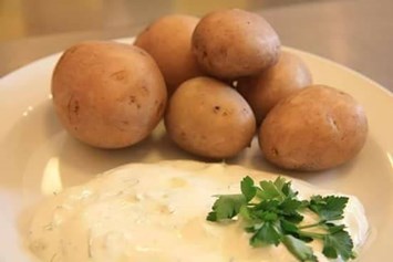 vegetarisches veganes Restaurant: Immer Freitags ist bei uns "Kartoffeltag" - Ökotussi - Naturkost, Kaffeekultur & Lebensfreude