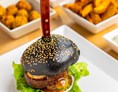 vegetarisches veganes Restaurant: Heidi Vegie Burger, mit Ziegenkäse und Feigenkonfitüre.

( Vegie ) - Kallex