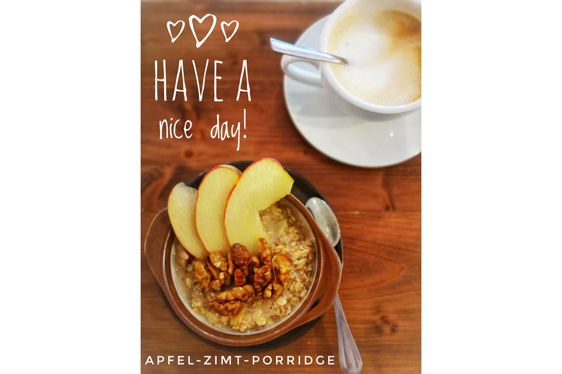 vegetarisches veganes Restaurant: Guter Start in den Tag mit unserem Apfel-Zimt-Porridge - Rosinante