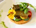 vegetarisches veganes Restaurant: Gefüllte Weinblätter (Vegan) - Schlosscafe 